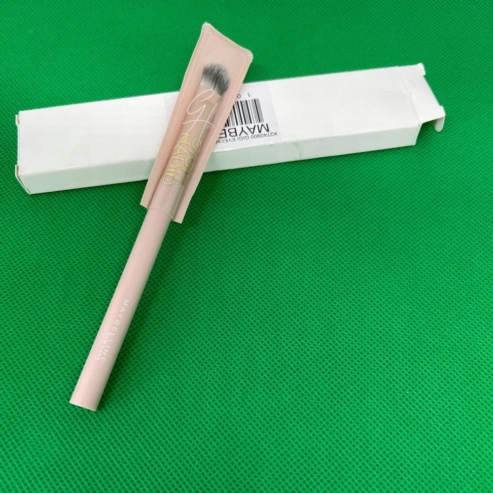 Maybelline Gigi Eye Center Brush- 2PC